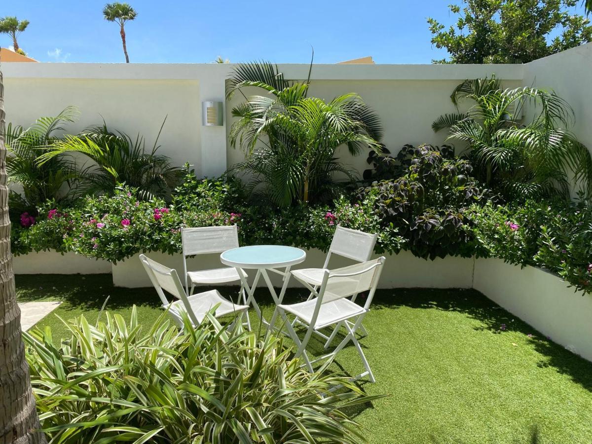 Yoyita Suites Aruba Villa Palm Beach Dış mekan fotoğraf